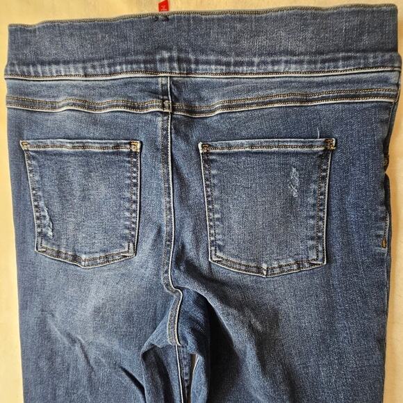 Spanx Pull On Jeans Denim Jeggings Medium Sculpt distressed Stretch Blue - Picture 11 of 12